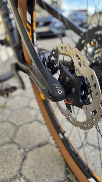 ORBEA OIZ  CARBONO OMX TAM. M ( carbono topo de Gama) – Fox Kashima / SRAM X01