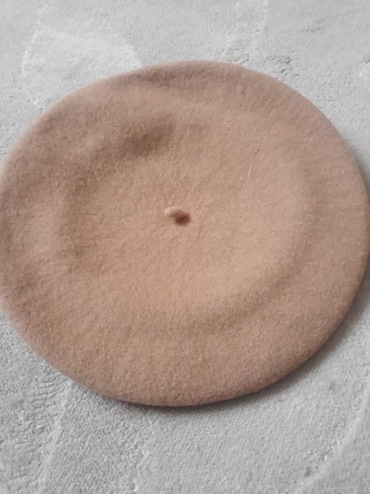 beret damski wełniany