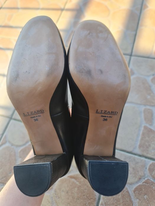 Czarne buty na obcasie LIZARD 36