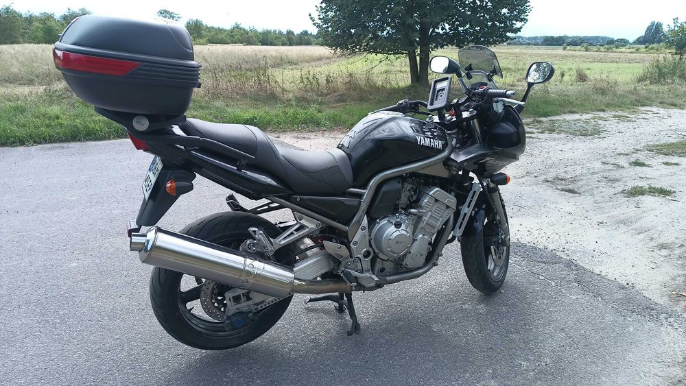 Sprzedam Yamahę FZS 1000.