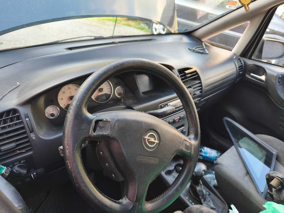 Części Opel Zafira A