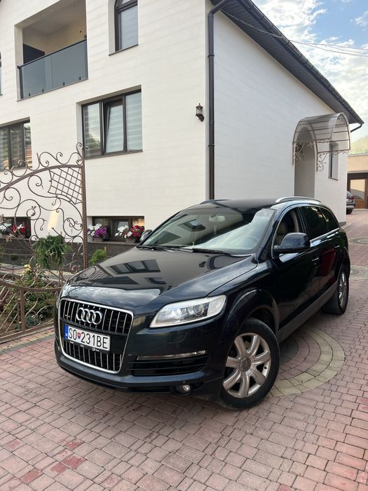 AUDI Q7 нерозмитнена