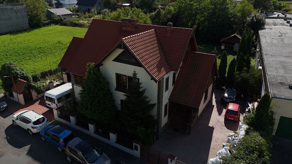 Dom wolnostojący 270 m² z działką 1427 m² – Kędzierzyn-Koźle, centrum