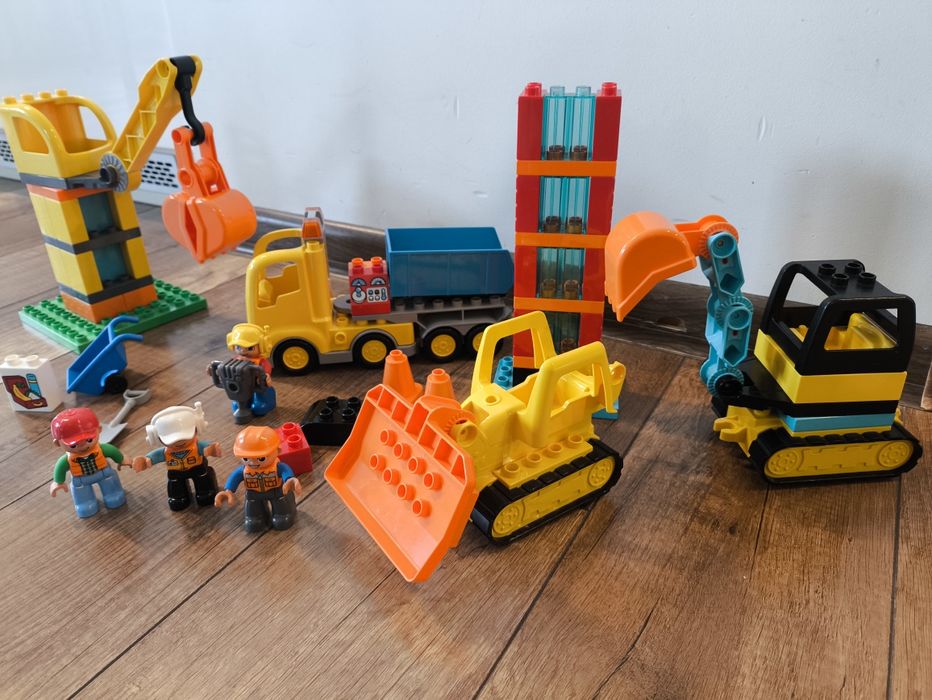 Duplo Wielka Budowa (10813) + dodatkowa koparka GRATIS!