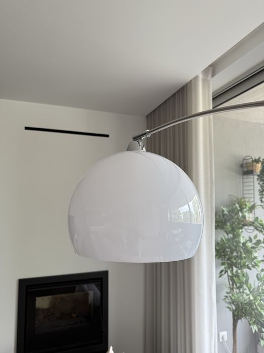 Candeeiro de pé base mármore