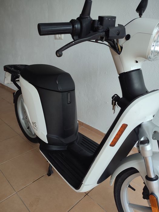 Scooter Elétrica Askoll