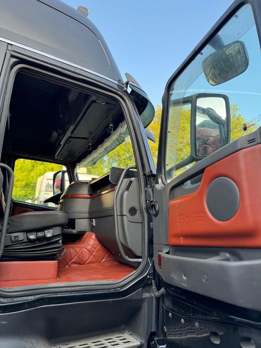 Volvo FH16 540 6x2 Show