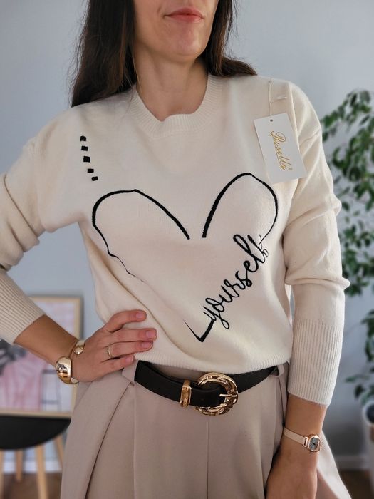 Kremowy sweter serce miękki miły Love yourself wiskozowy soft girl