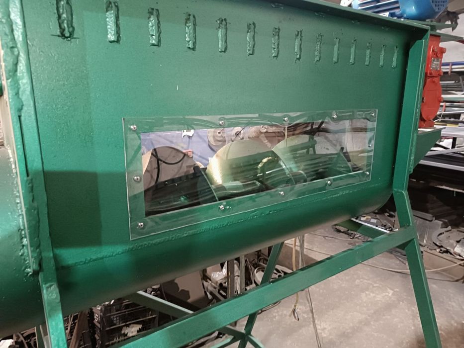 Rębak Kruszarka Szhreder Młyn Rozdrabniacz. Recykling (DR)