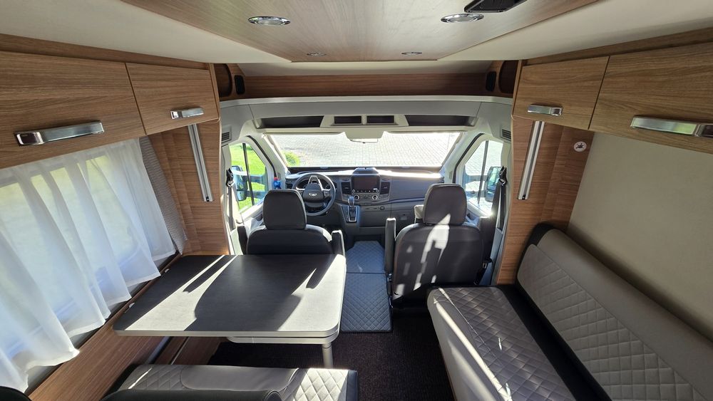 WEINSBERG Cara Suite 650MF будинок на колесах