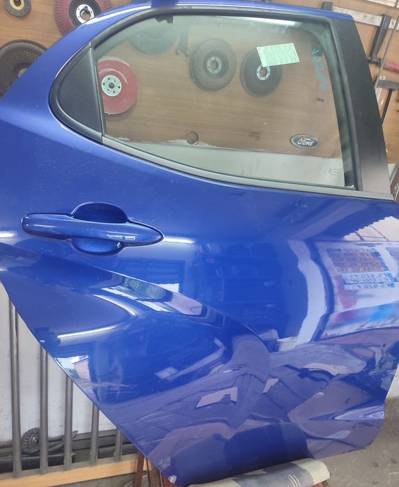 Drzwi tylne Toyota Yaris IV, kod 8W7.