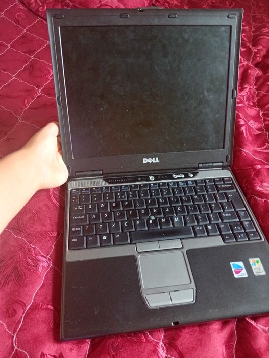 Продаю ноутбук Dell Latitude D610.