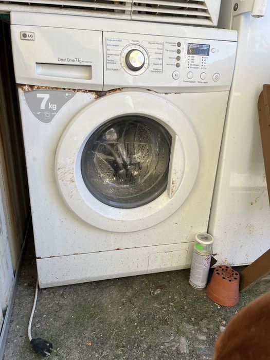 Máquina de Lavar + Secar Roupa (Zanussi + LG) – Bom estado