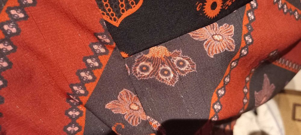 Vestido preto e vermelho, assimétrico - M - Desigual