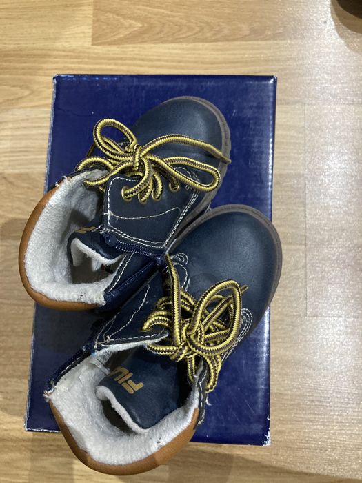 Buty zimowe/jesienne. Fila, rozmiar 21