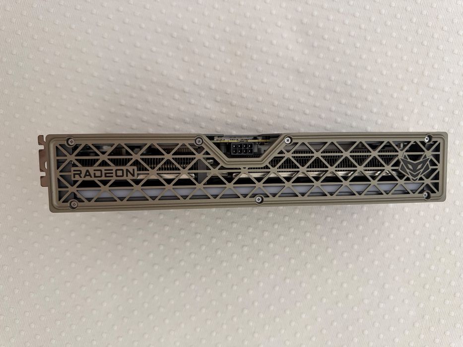 AMD radeon RX 9060 XT SAPPHIRE