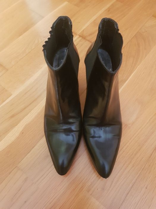 Взуття черевики  шкіряне