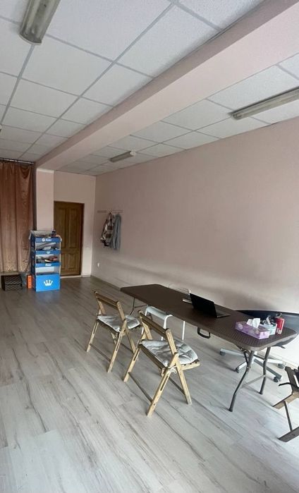 Продаж комерційного приміщення вул.Руська.
