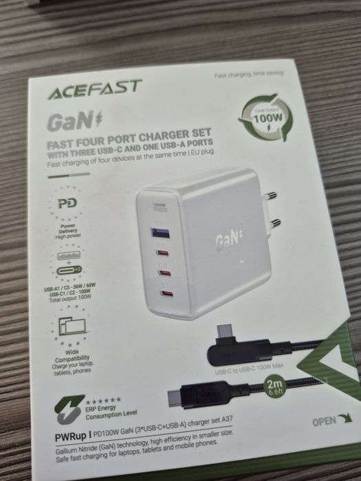 Ladowarka sieciowa Acefast A37 PD 100W Gan 3x USB-C+ Usba-a + przewod
