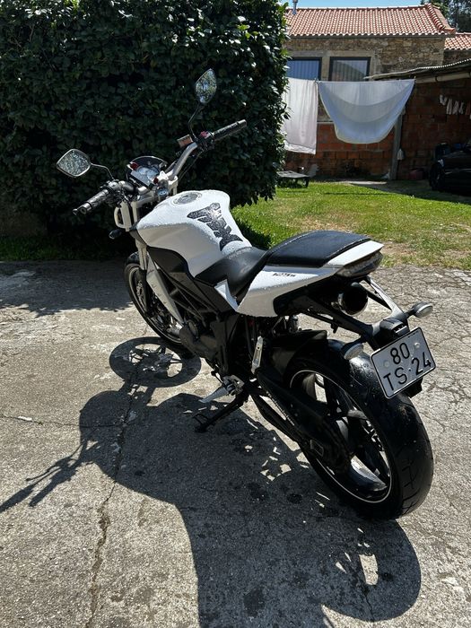 Megelli 125S