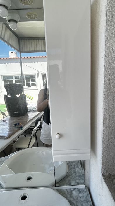 Movel e espelho WC