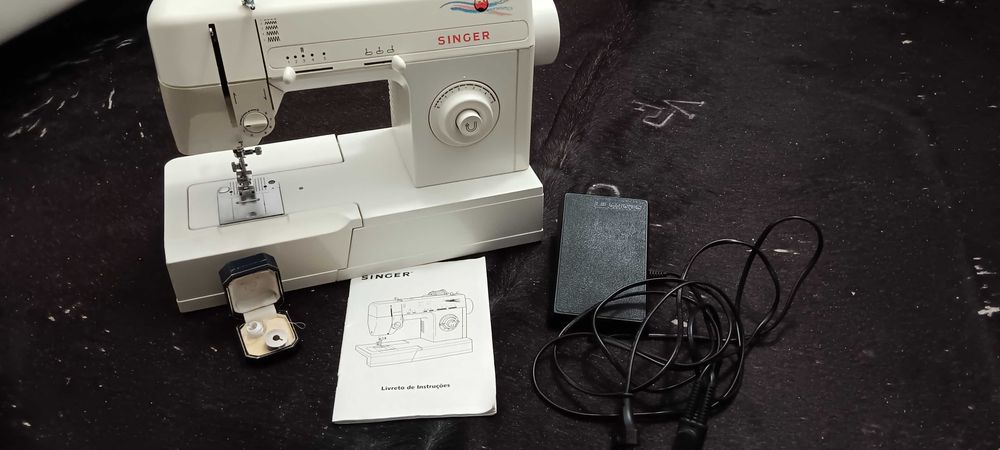 SINGER Máquina de Costura