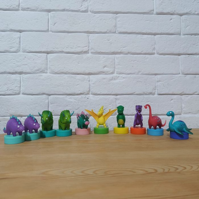 Zestaw 10 pieczątek - dinozaury