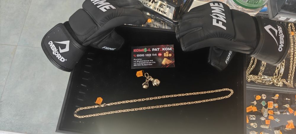 Złoty łańcuszek Król plus Zawieszka Rękawice p.750 w 104,7gr..Jak nowE.. PAT-KOM