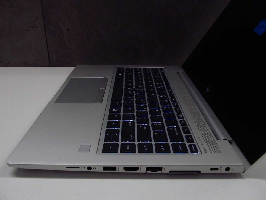 HP EliteBook 840 G6 /Mt45 Ryzen 3 Pro 8GB dysk SSD 128GB Vega 6 Laptop