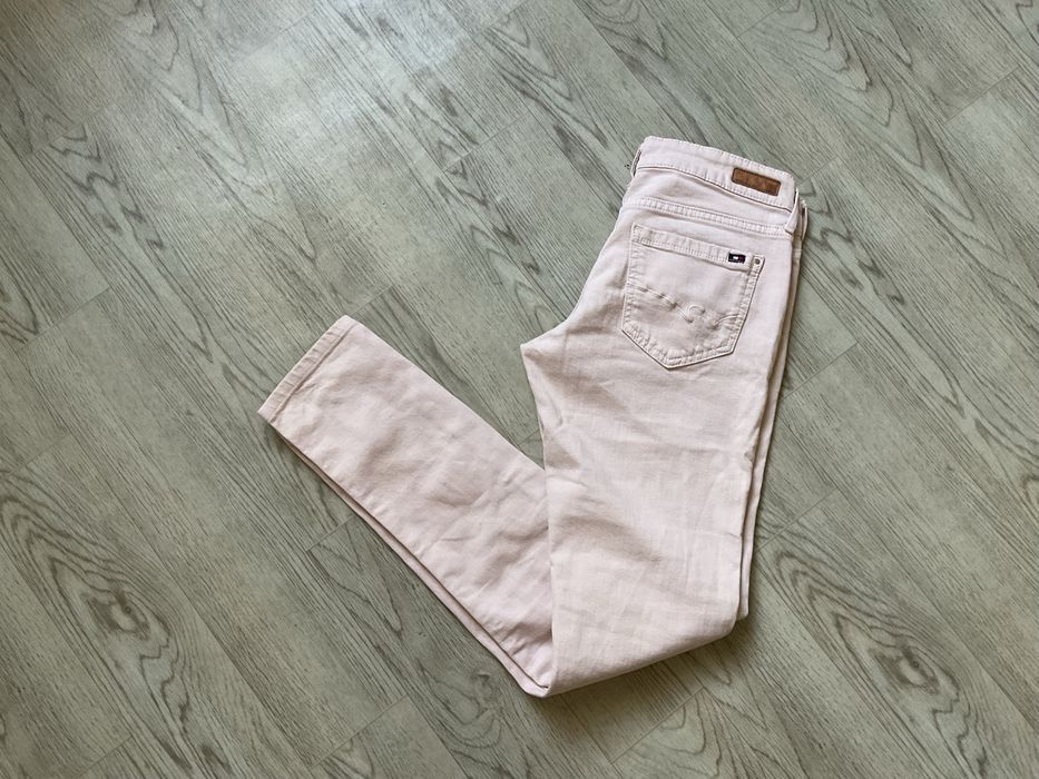 джинсы Tommy Hilfiger