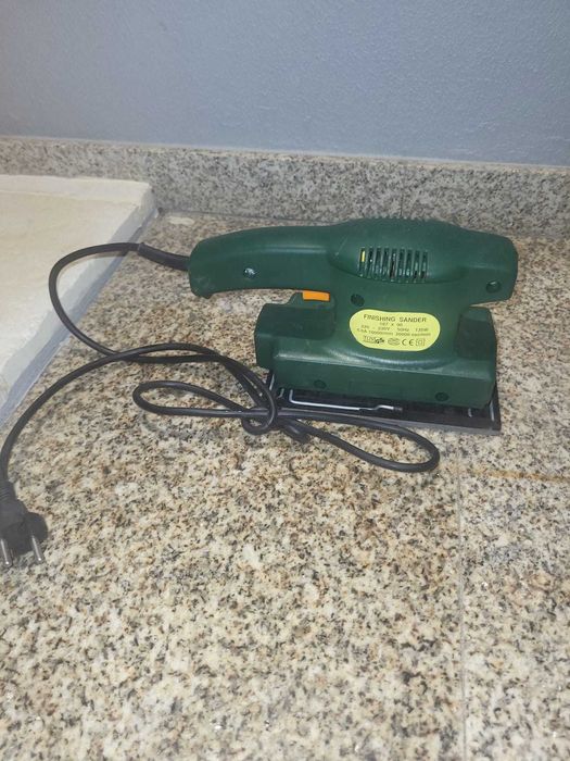 lixadora finishing sander