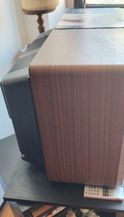 TV relíquia dos anos 80!