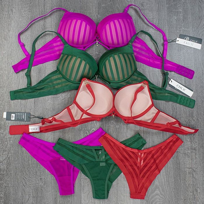 Комплект жіночої білизни