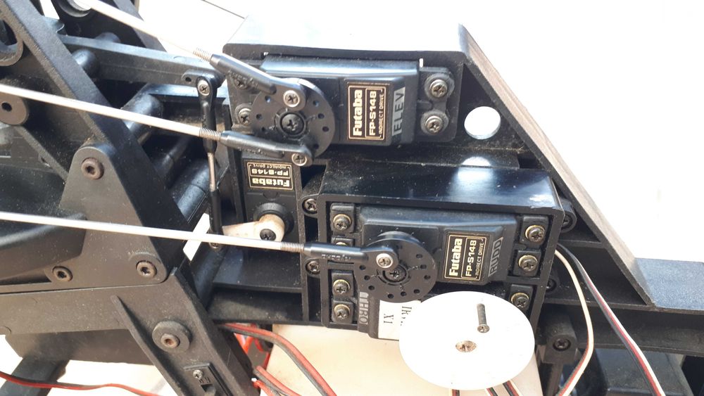 Helicoptero para peças ou novo projecto - Kyosho