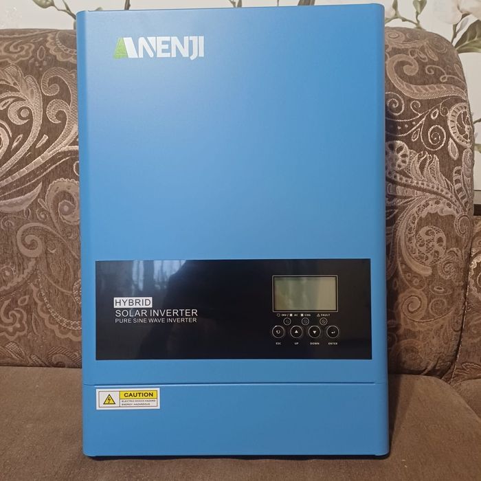 Гібридний сонячний автономний інвертор  ANENJI  6.2