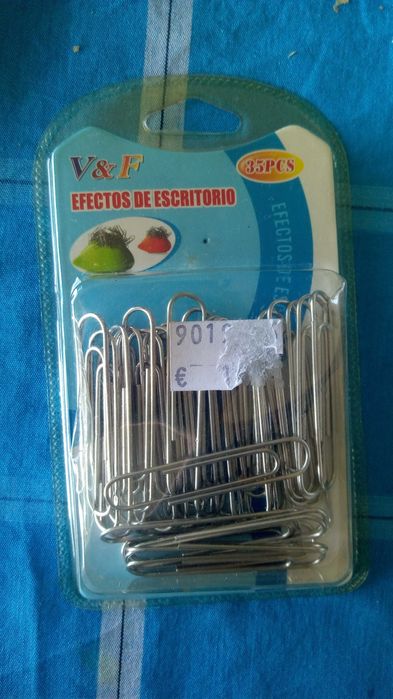 Diversos materiais escolares64174834140417122
