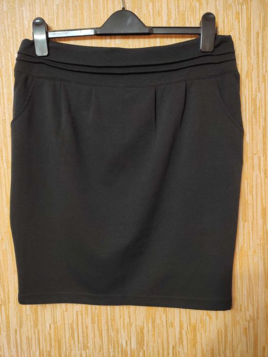 Спідниця-олівець пряма спідниця класична міді р.50/EUR42
