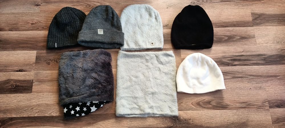 Czapki damskie  zimowe Tanio