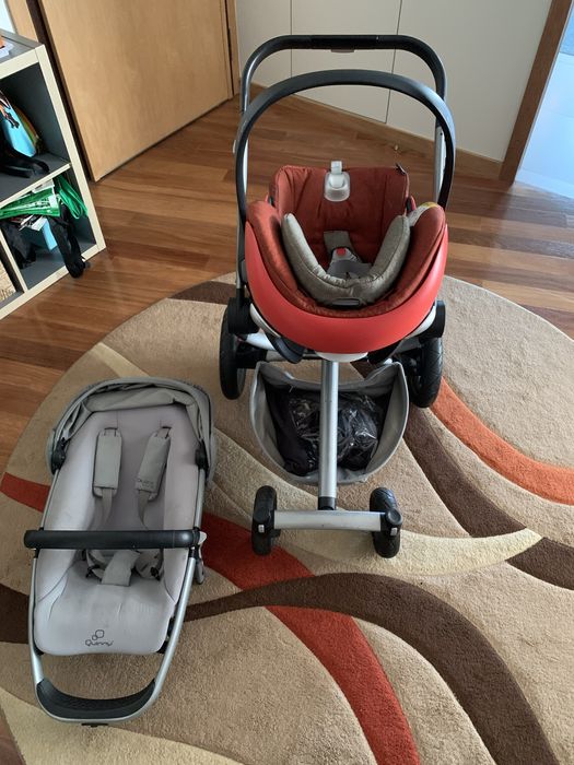 Carrinho Quinny Buzz Xtra + Ovo Cybex + Base Isofix