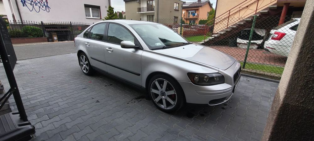 Volvo S40