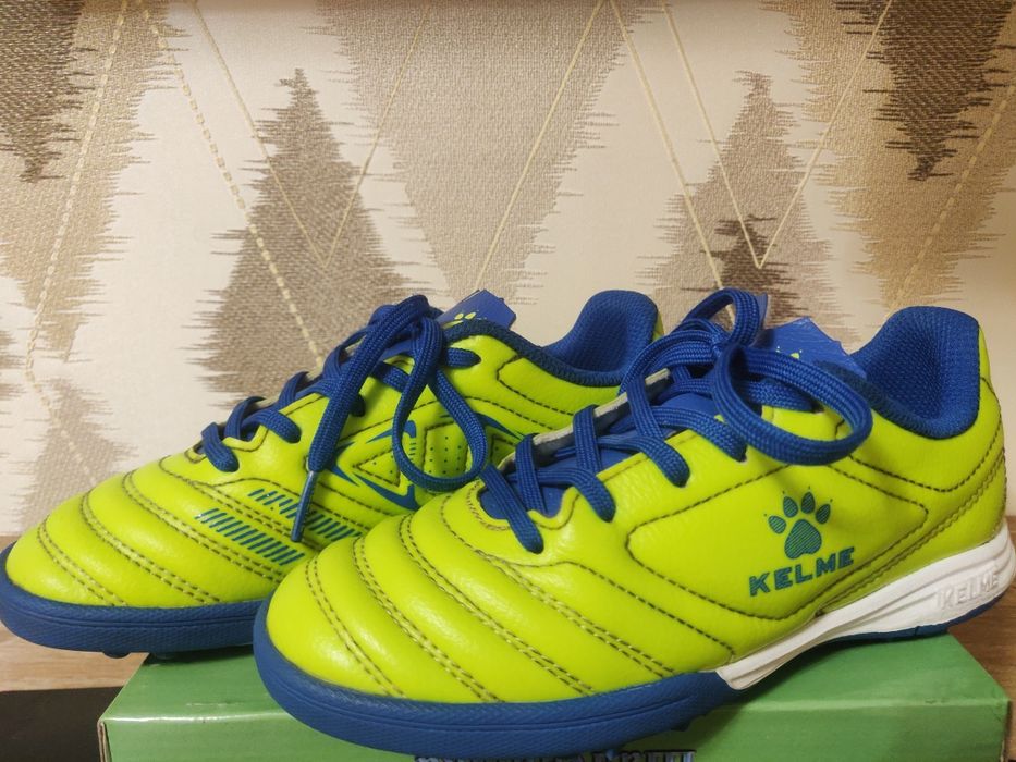 Дитячі сороконіжки Kelme 31 р.