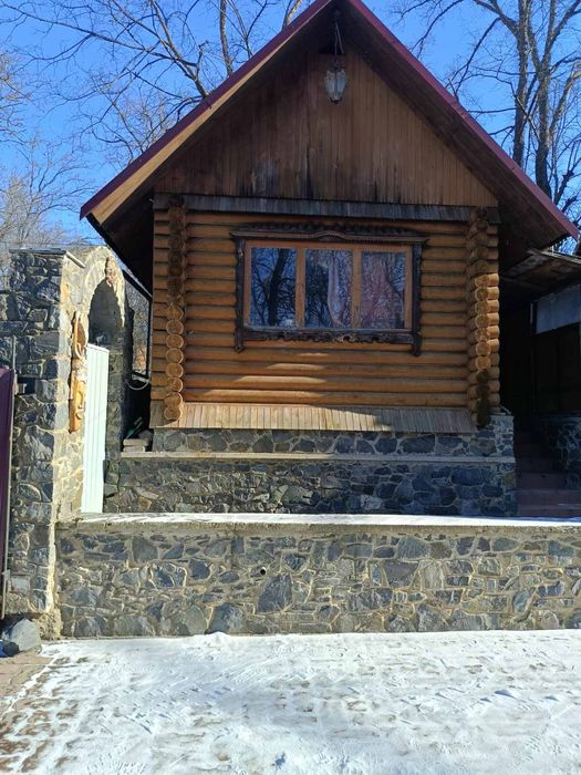 Продам гостьовий комплекс з сауною, басейном с.Войнівка