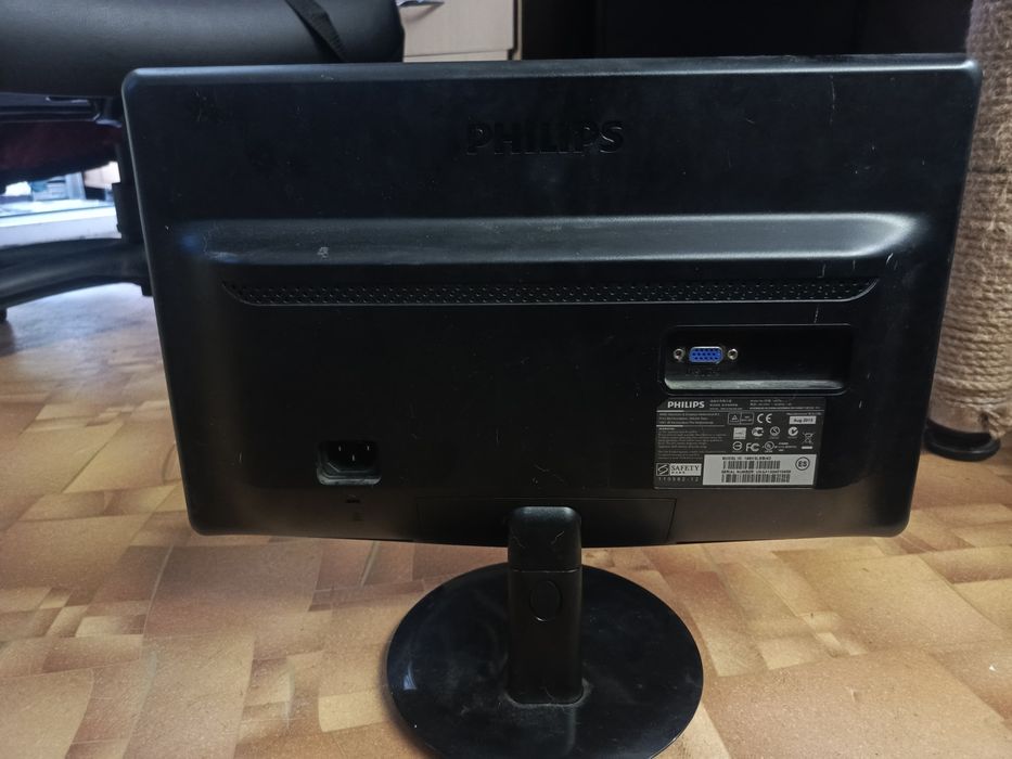 Монитор Philips 15.6" 166V3LSB