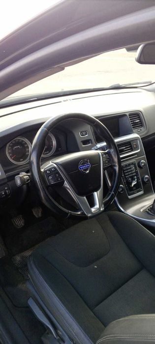 Продам Volvo v-60   2012 року