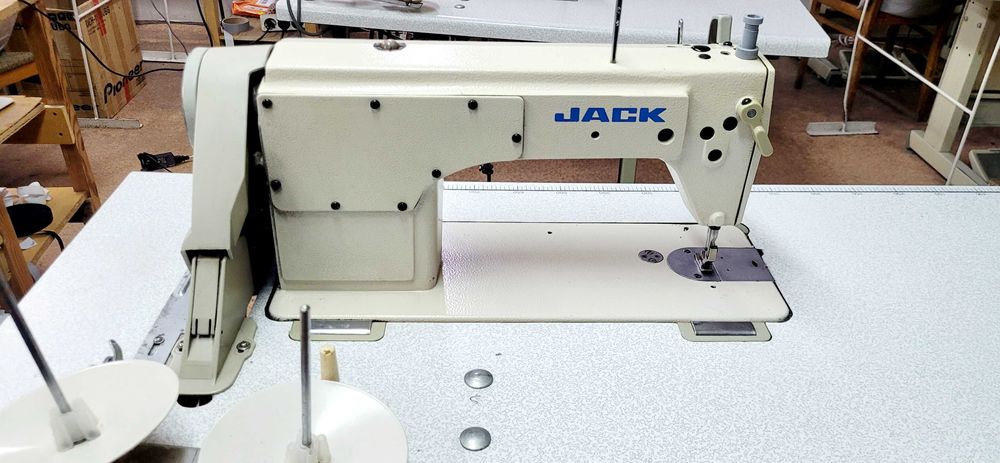 Промислова швейна машина JACK JK-5550
