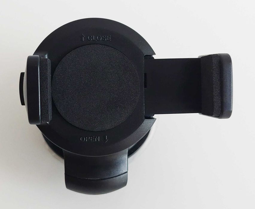 Universal Mobile Phone / iPad Mount up to 6" with Suction Cup (As New)64730284993793123