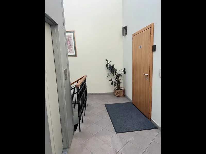 Продаж приміщення вул Володимирська 97/37 центр паньківщина ТОРГ