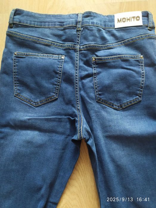 Spodnie damskie Mohito jeans