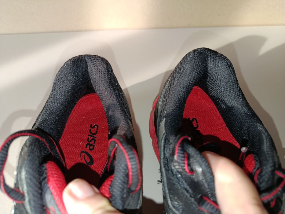 Asics nr 37--23 cm