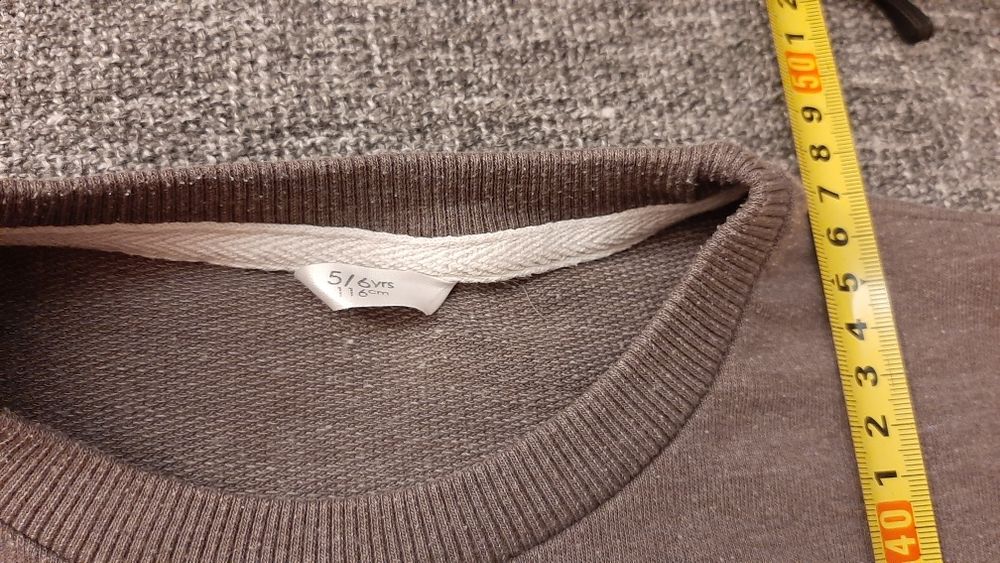 Bluza/sweterek chłopięcy rozmiar 116